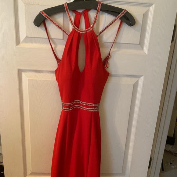 Dress - Picture 2 of 6